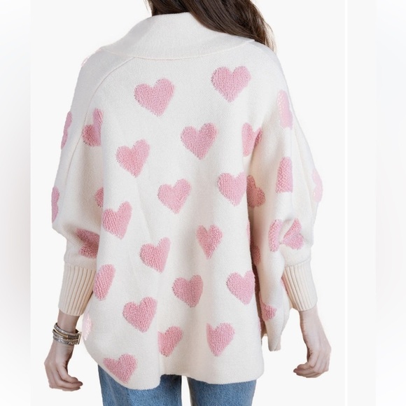 Saachi Heart Cardi - Picture 5 of 6